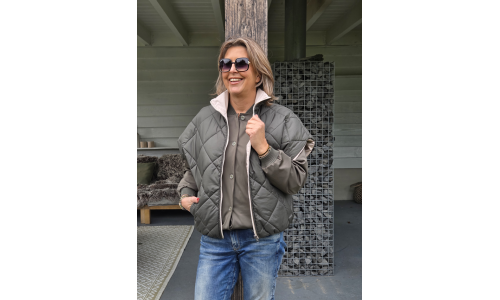 BODYWARMER groen/zand