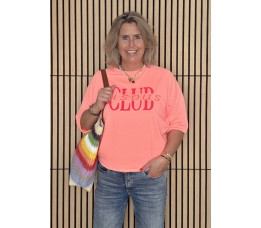 CLUB BISOUS